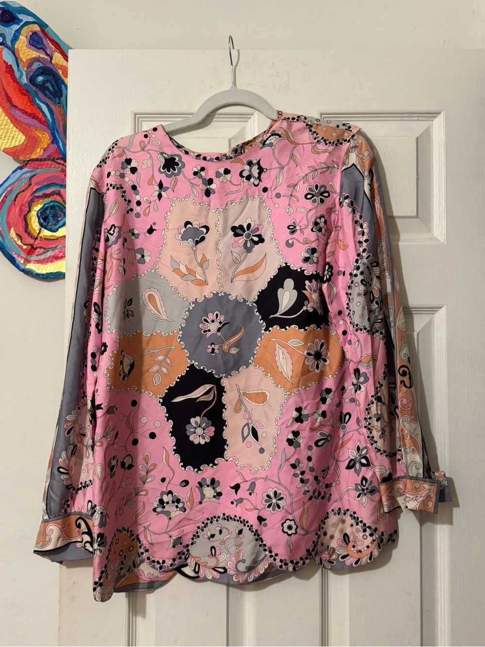 RARE Vintage 70s Pucci 100% Silk Floral Medallion Print Scallop Long-Sleeve Top
